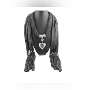 Charm Scarf Black Infinity Heart Pendant New